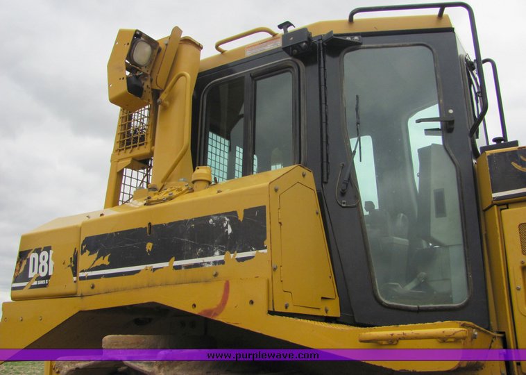 image for item 3512 2004 Caterpillar D8RII dozer