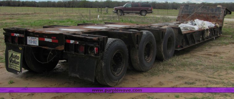 image for item 3525 1979 Load King drop deck trailer