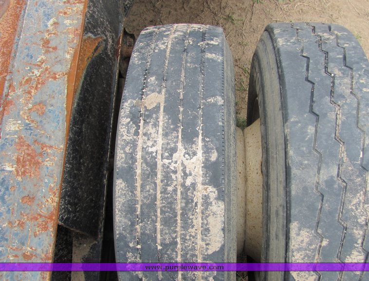 image for item 3526 2007 Challenger RG50 drop deck semi trailer