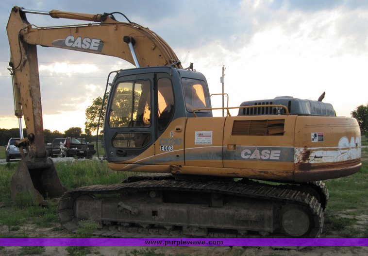 image for item 3575 2005 Case CX210 excavator