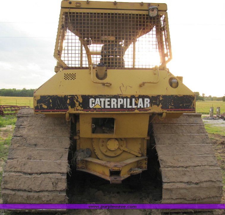 image for item 3576 1998 Caterpillar D6M dozer