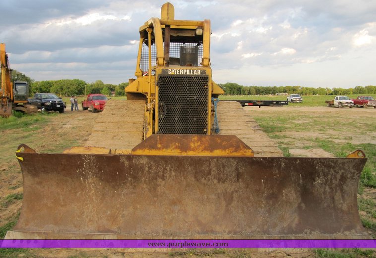 image for item 3576 1998 Caterpillar D6M dozer