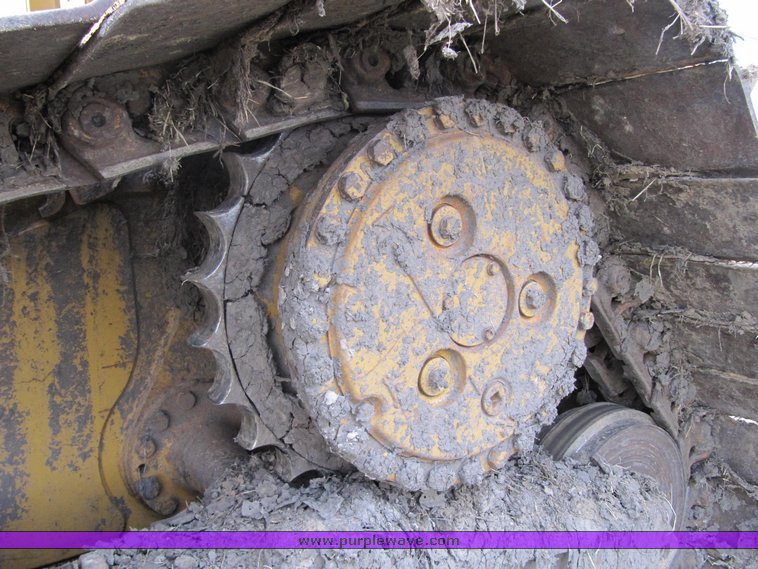 image for item 3576 1998 Caterpillar D6M dozer