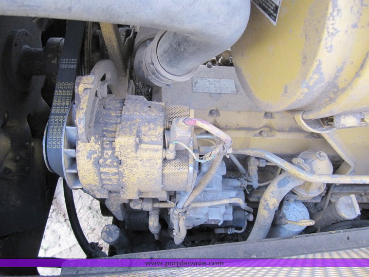 image for item 3576 1998 Caterpillar D6M dozer