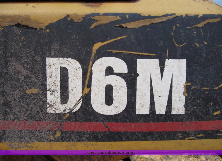image for item 3576 1998 Caterpillar D6M dozer