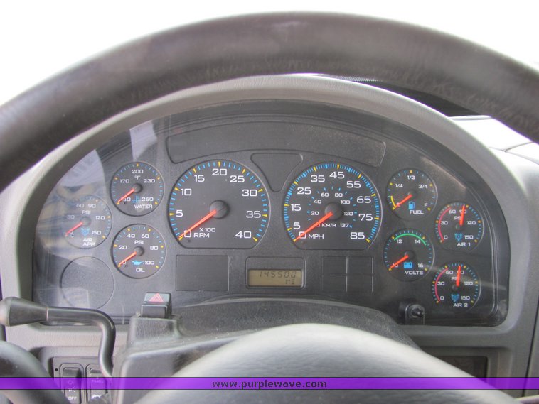 image for item 3603 2004 International 7500 dump truck