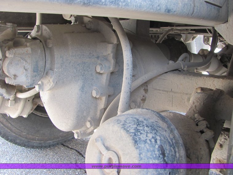 image for item 3603 2004 International 7500 dump truck