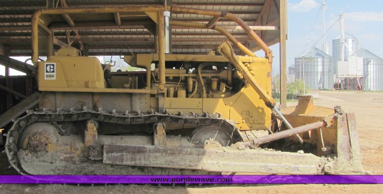image for item 3606 Caterpillar D8H tracked dozer