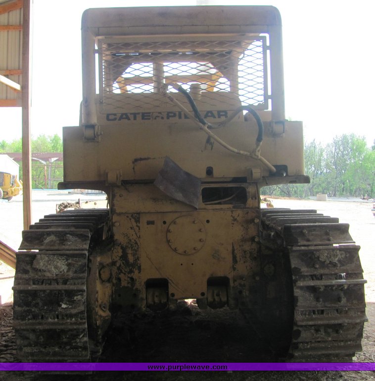 image for item 3606 Caterpillar D8H tracked dozer