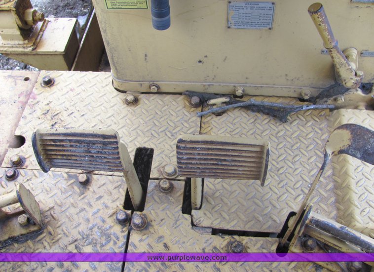 image for item 3606 Caterpillar D8H tracked dozer