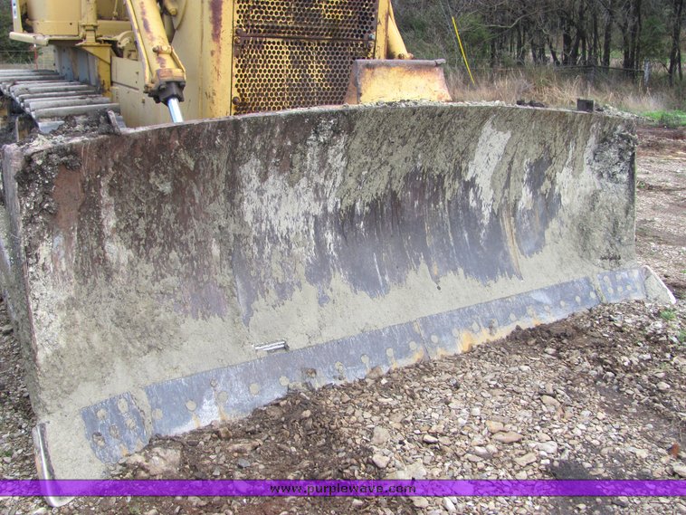 image for item 3606 Caterpillar D8H tracked dozer