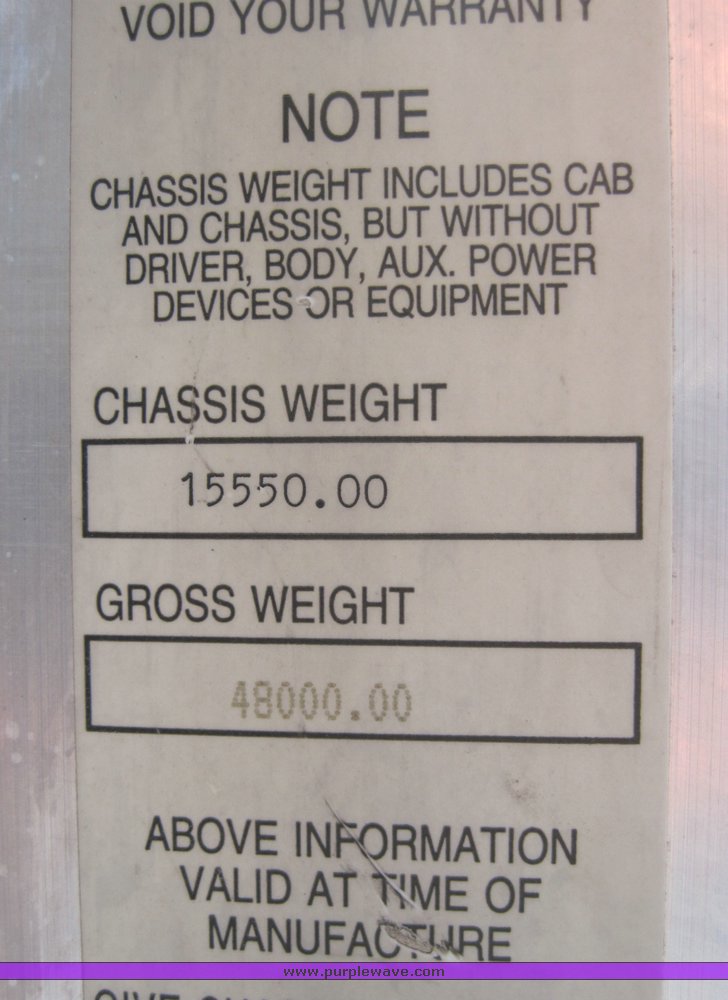 image for item 4597 2001 Kenworth Construct T800 semi truck