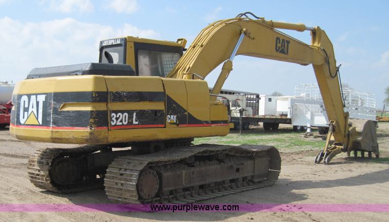 image for item 4701 1993 Caterpillar 320 excavator