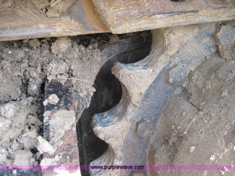 image for item 4701 1993 Caterpillar 320 excavator