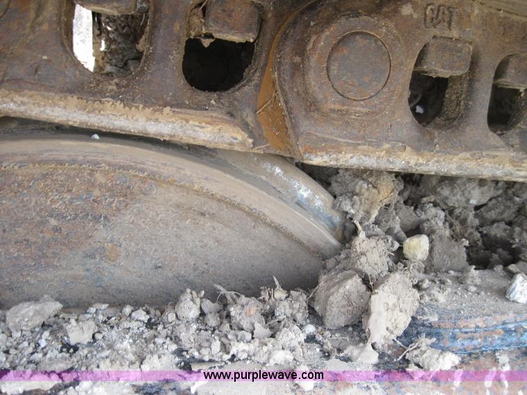 image for item 4701 1993 Caterpillar 320 excavator