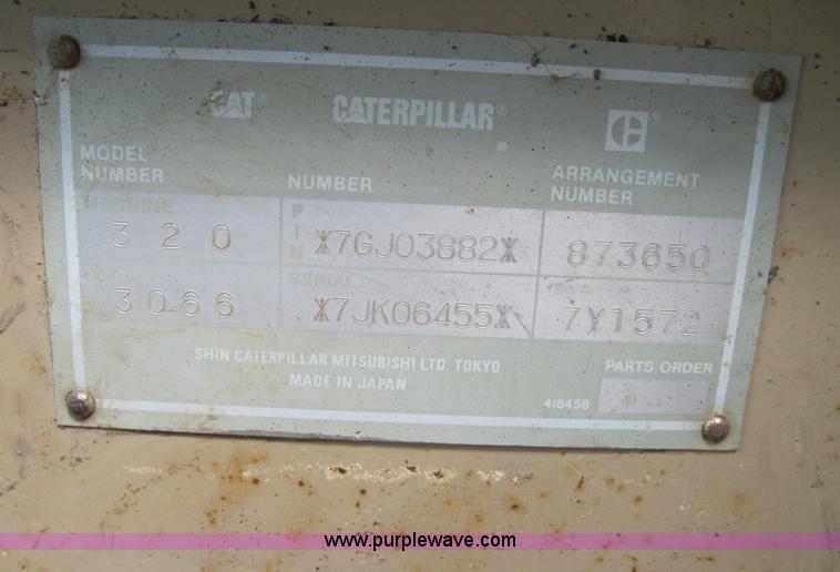 image for item 4701 1993 Caterpillar 320 excavator