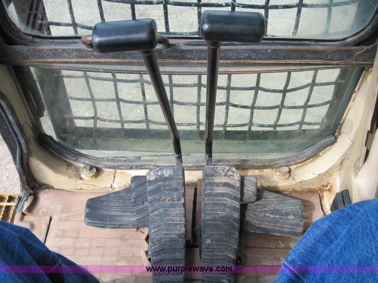 image for item 4701 1993 Caterpillar 320 excavator