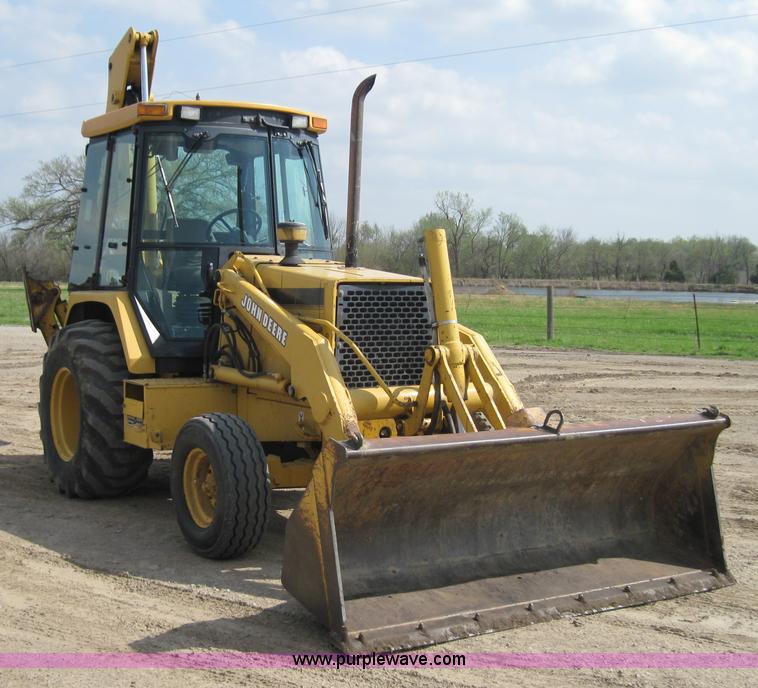 image for item 4703 1993 John Deere 310D backhoe