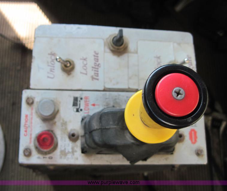 image for item 4706 1994 Freightliner Conventional FLD120 tandem axle dump truck