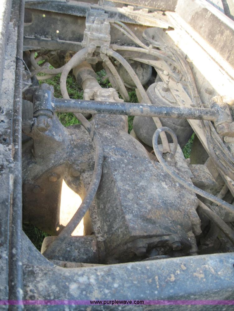 image for item 4706 1994 Freightliner Conventional FLD120 tandem axle dump truck