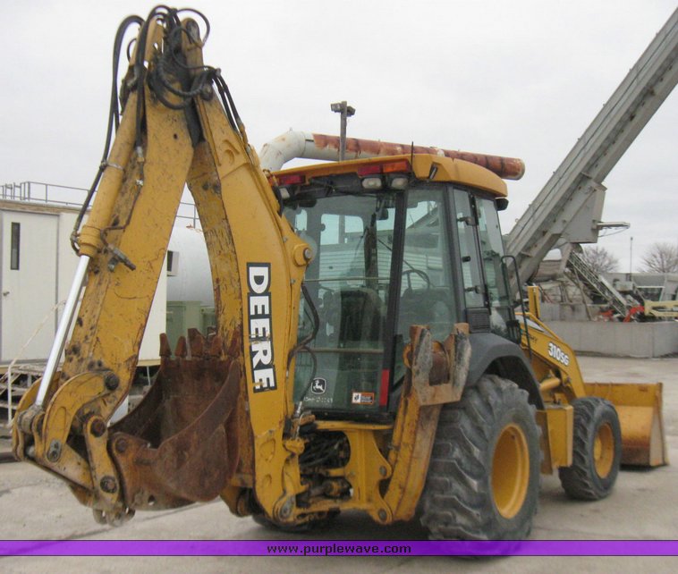 image for item 5728 2003 John Deere 310SG backhoe loader
