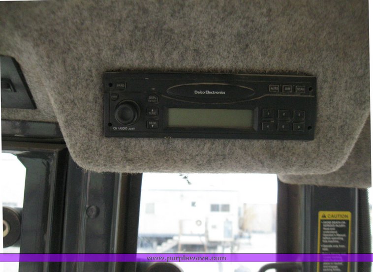 image for item 5728 2003 John Deere 310SG backhoe loader