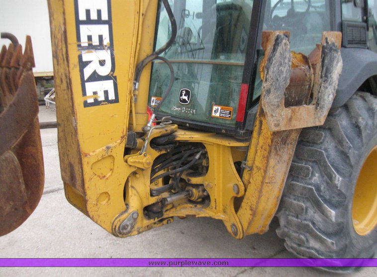 image for item 5728 2003 John Deere 310SG backhoe loader