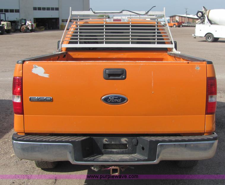 image for item 6030 2004 Ford F150 pickup