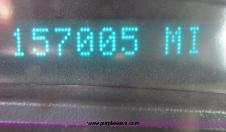 image for item 6031 2003 Chevrolet C2500 Silverado pickup