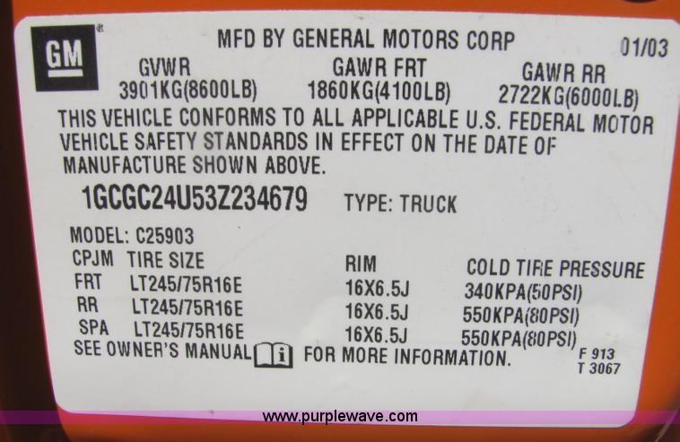 image for item 6031 2003 Chevrolet C2500 Silverado pickup