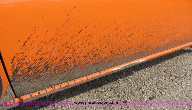 image for item 6032 2003 Chevrolet C2500 Silverado pickup