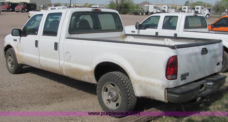 image for item 6033 2005 Ford F350 Super Duty pickup