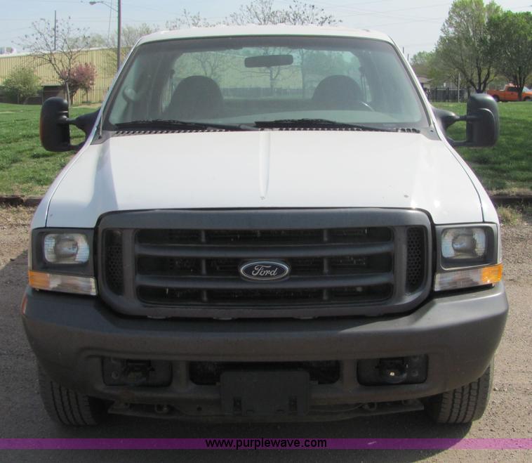 image for item 6034 2004 Ford F250 Super Duty pickup