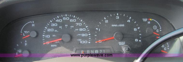 image for item 6034 2004 Ford F250 Super Duty pickup