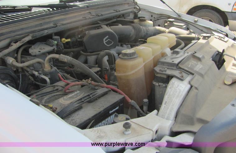 image for item 6034 2004 Ford F250 Super Duty pickup