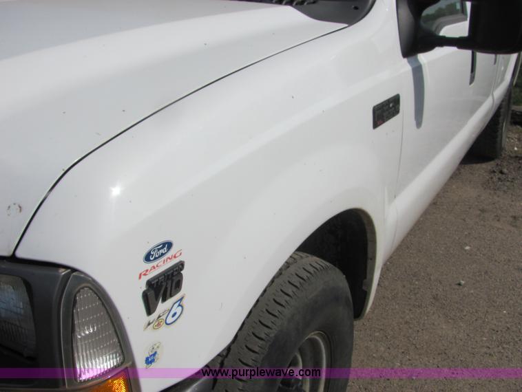 image for item 6034 2004 Ford F250 Super Duty pickup