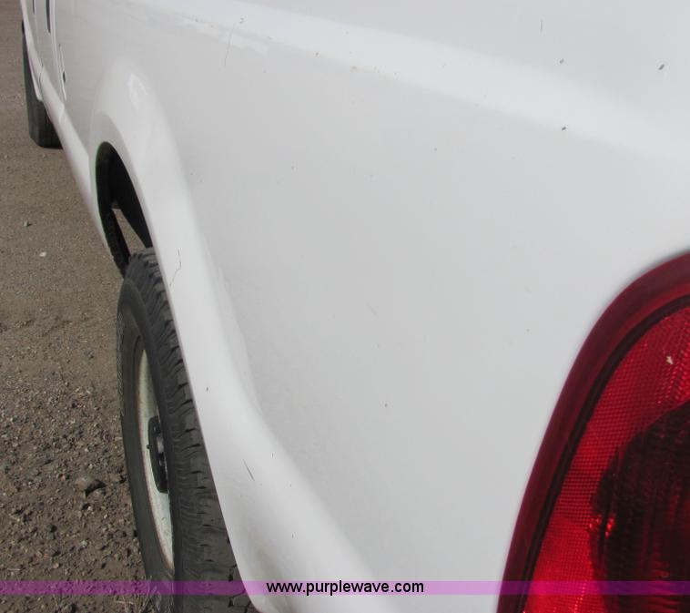 image for item 6034 2004 Ford F250 Super Duty pickup