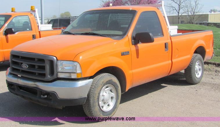 image for item 6035 2004 Ford F250 Super Duty pickup