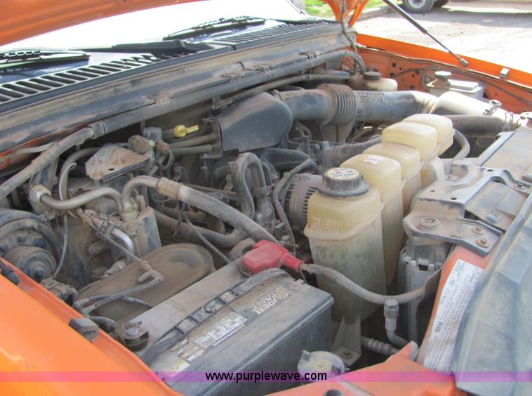 image for item 6035 2004 Ford F250 Super Duty pickup