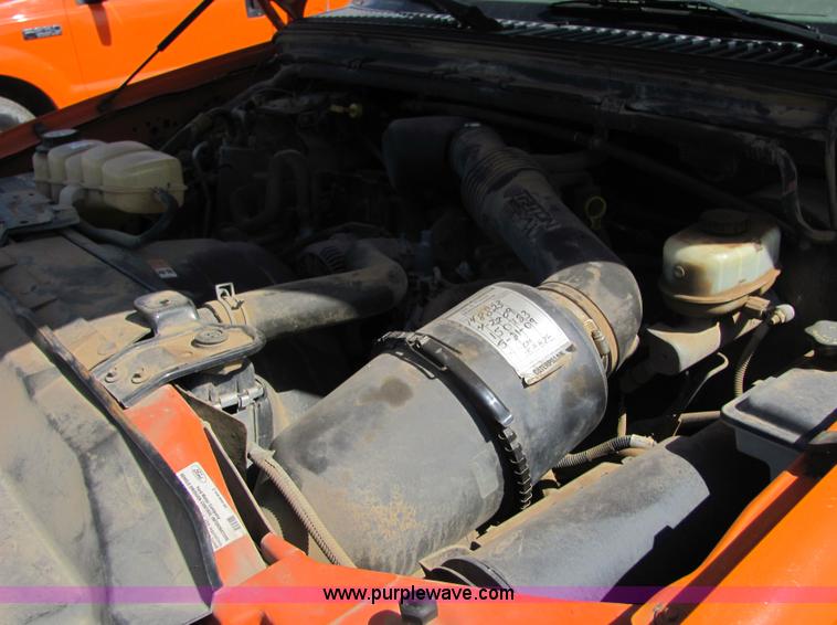 image for item 6035 2004 Ford F250 Super Duty pickup