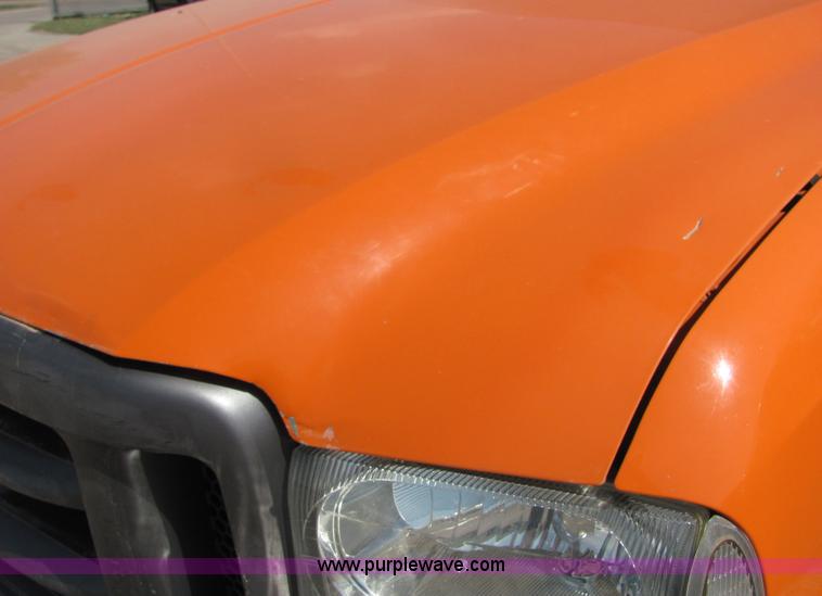 image for item 6036 2004 Ford F250 Super Duty pickup