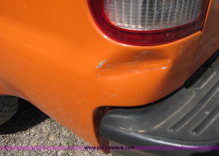 image for item 6036 2004 Ford F250 Super Duty pickup