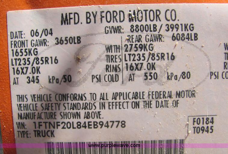 image for item 6036 2004 Ford F250 Super Duty pickup
