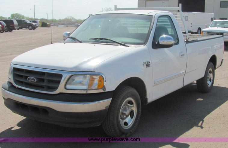image for item 6037 2002 Ford F150 pickup