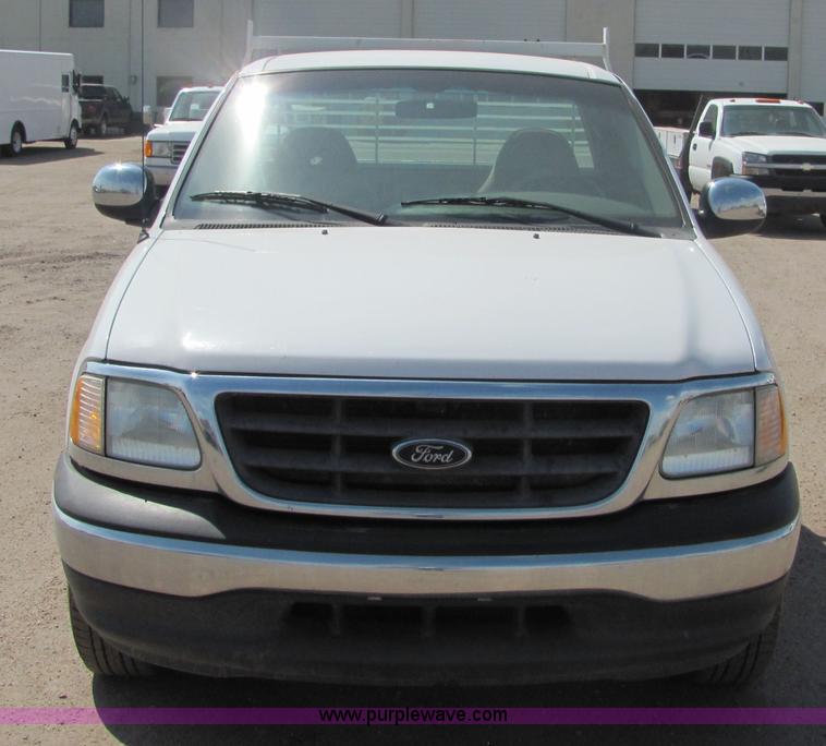 image for item 6037 2002 Ford F150 pickup