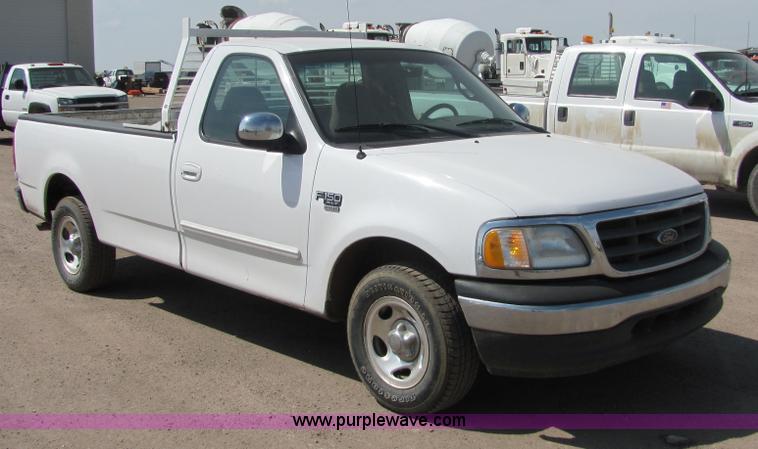 image for item 6037 2002 Ford F150 pickup