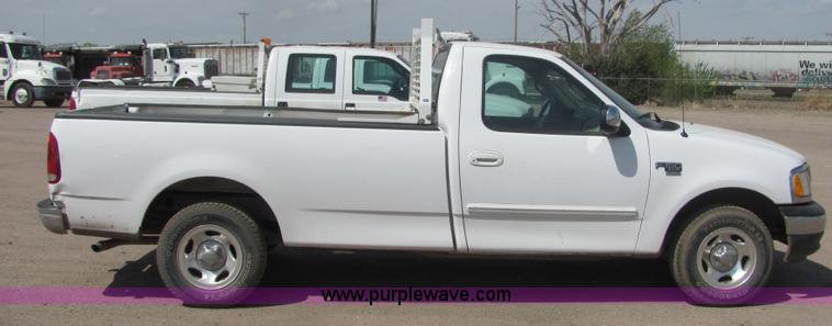 image for item 6037 2002 Ford F150 pickup