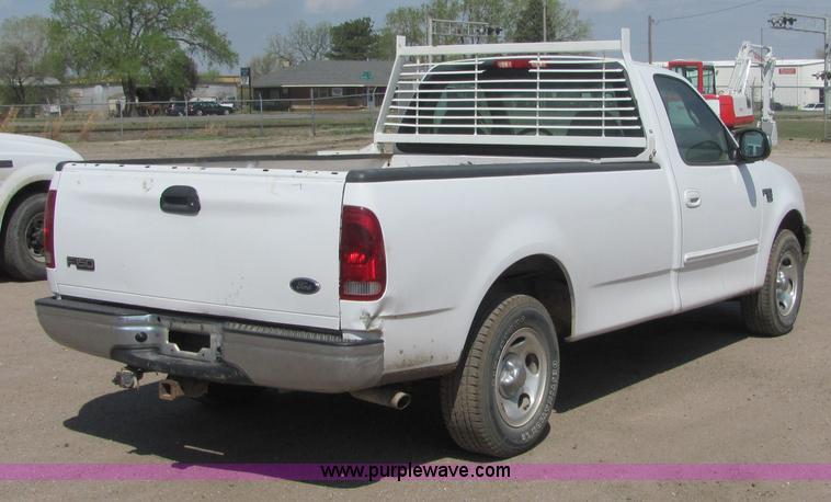 image for item 6037 2002 Ford F150 pickup