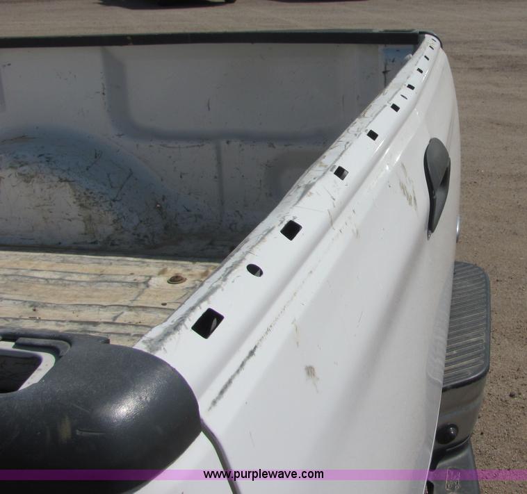 image for item 6037 2002 Ford F150 pickup