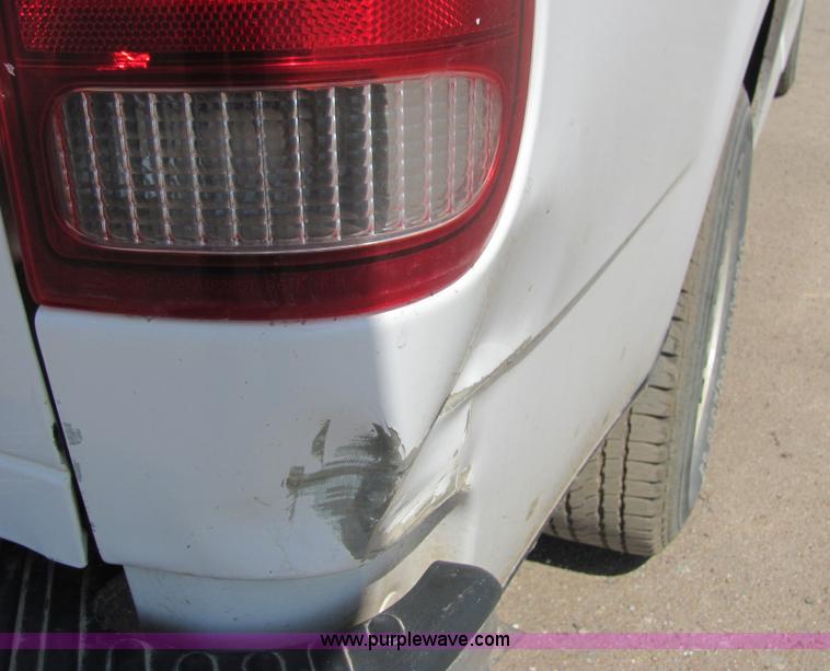 image for item 6037 2002 Ford F150 pickup